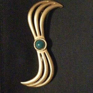 Monet Costume Jewelry Pin